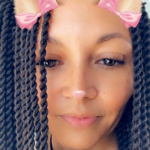 Meet your Posher, Kimberly